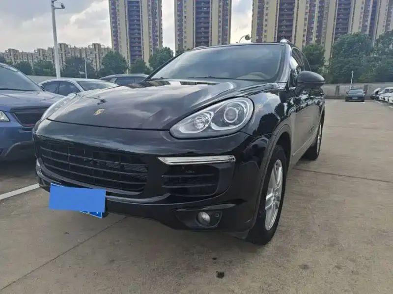 Porsche Cayenne, 2015