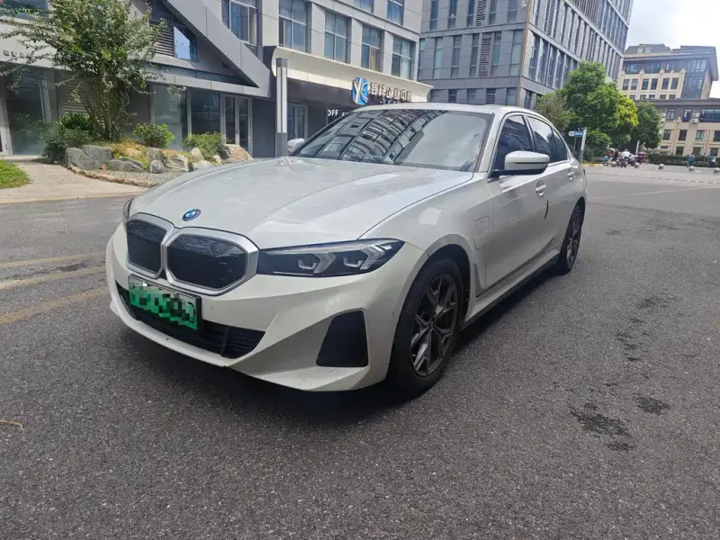 BMW i3, 2023