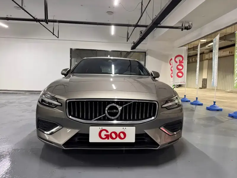 Volvo S60, 2021