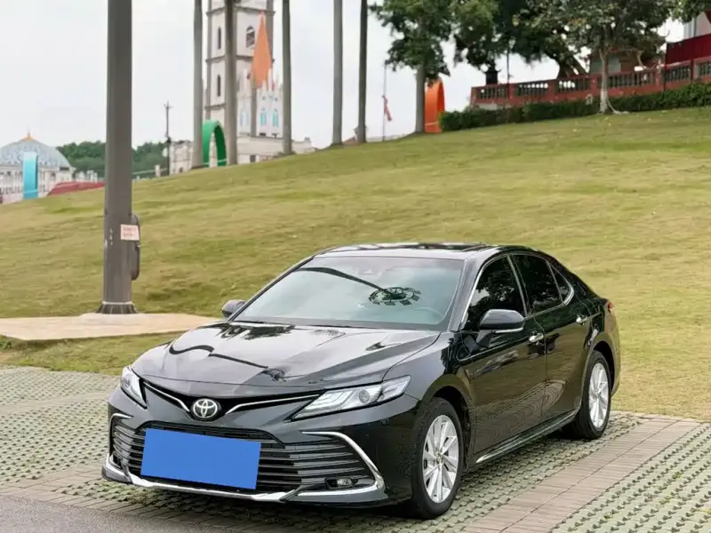 Toyota Camry, 2023