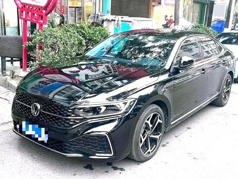 Volkswagen Passat, 2024