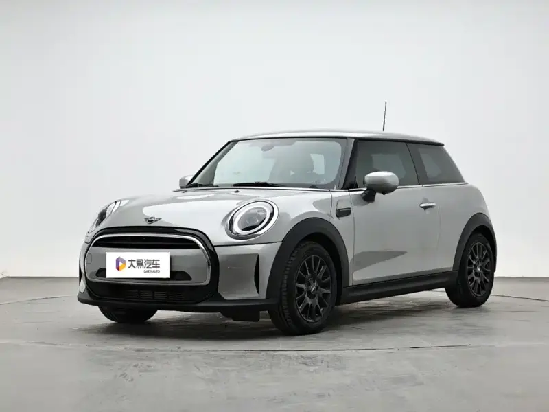 MINI Mini, 2024