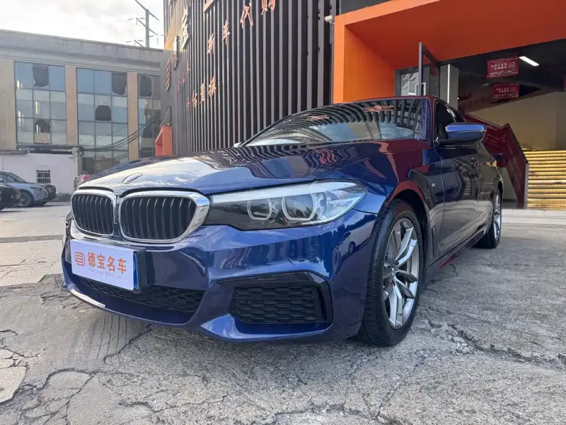 BMW 5 Series (Import) BMW 5 Series( Import ) 2019 Facelift 525i M Sport Package, 2019 — фото 1