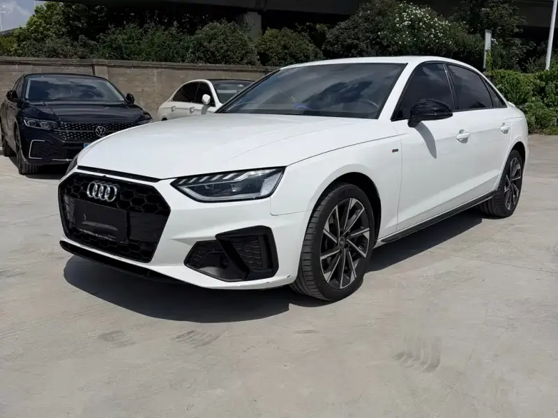 Audi A4L, 2023