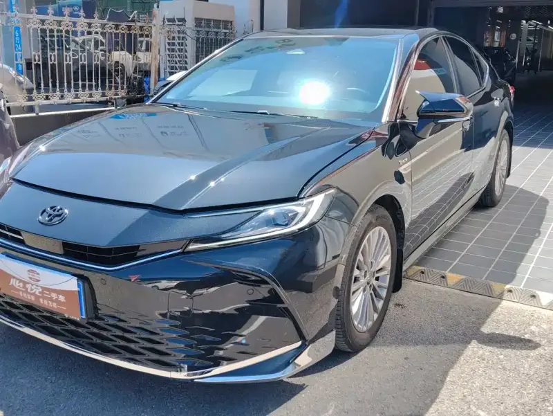 Toyota Camry, 2025