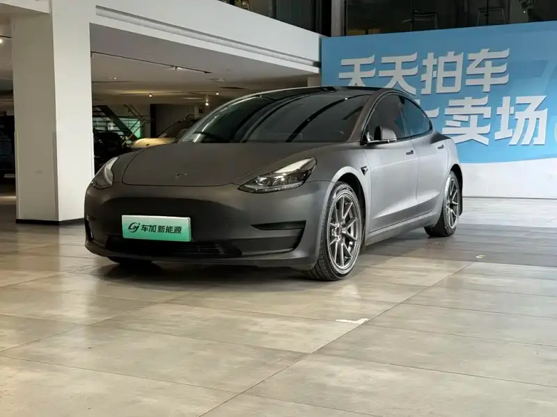 Tesla Model 3, 2023