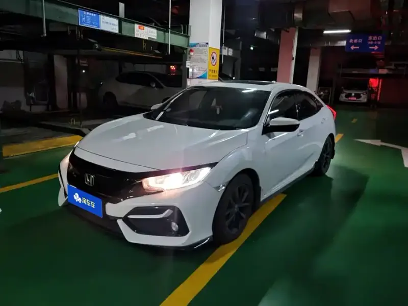 Honda Civic Honda Civic 2021 HATCHBACK 220TURBO CVT New Sharp Control, 2020 — фото 1
