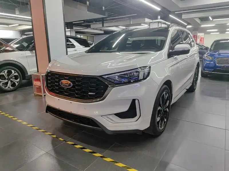 Ford Edge, 2022