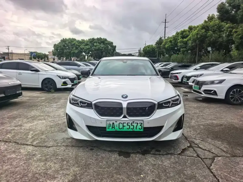 BMW i3, 2023