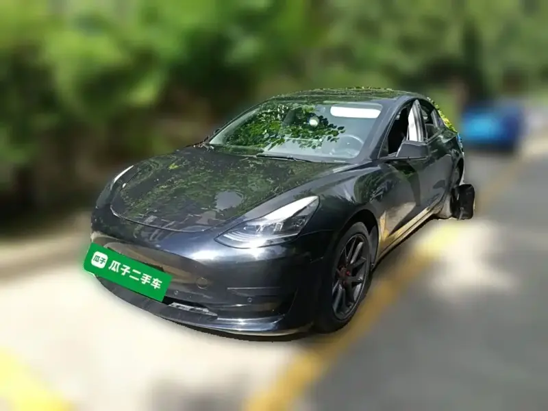 Tesla Model 3, 2022