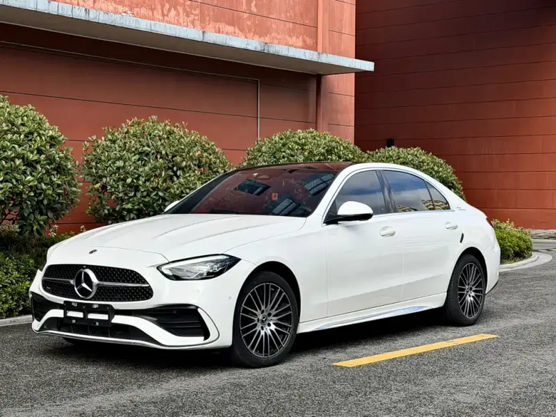 Mercedes-Benz C-Class, 2025