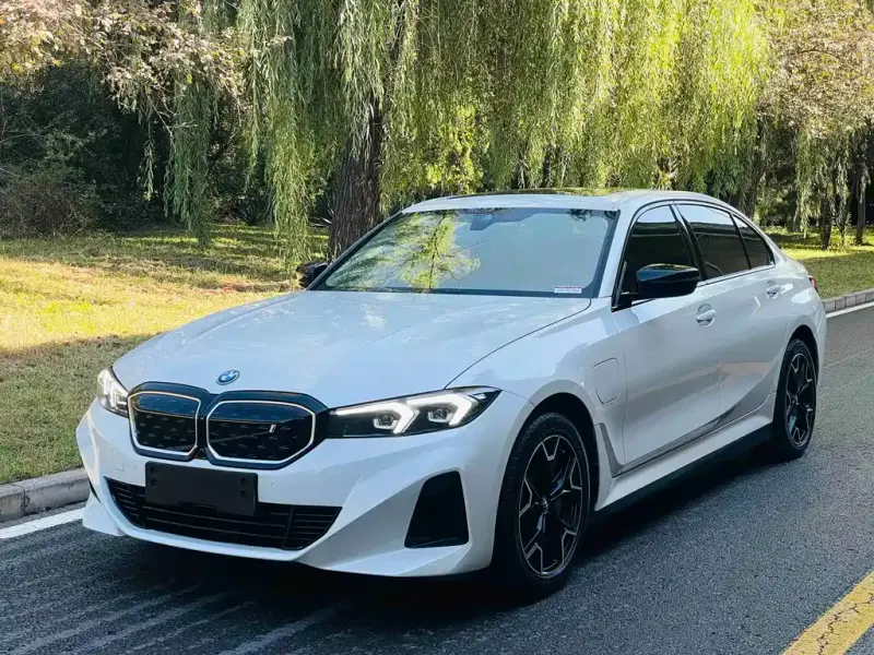BMW i3, 2023