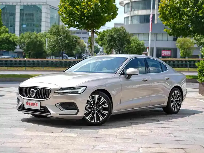 Volvo S60, 2025