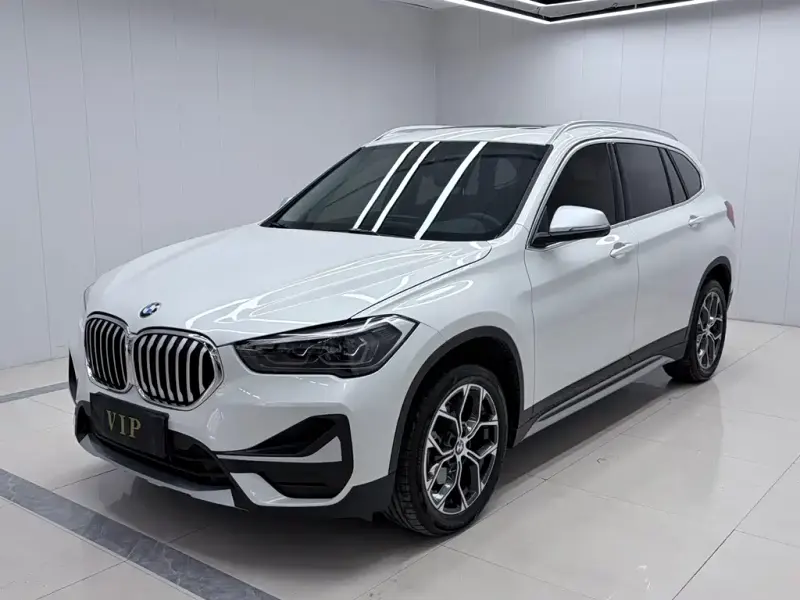 BMW X1 BMW X1 2022 sDrive20Li Fashion Type, 2022 — фото 1