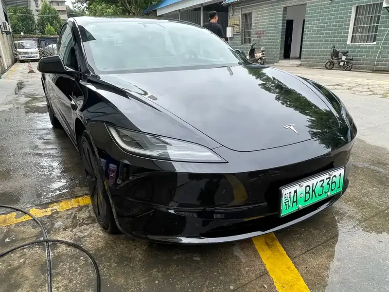 Tesla Model 3, 2023