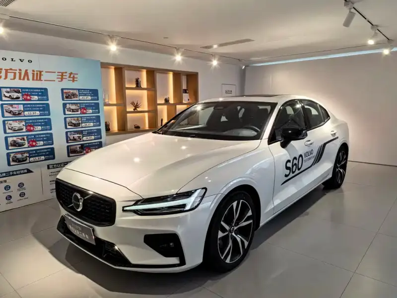 Volvo S60, 2024
