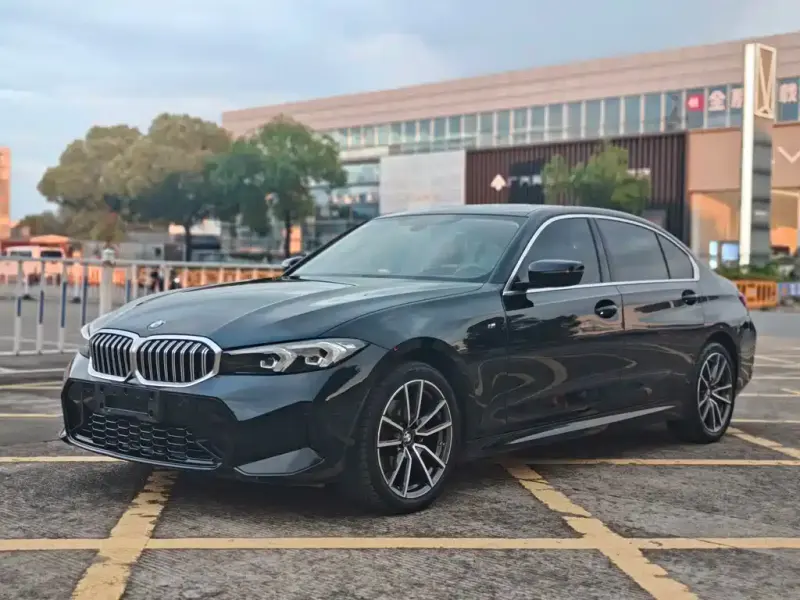 BMW 3 Series, 2023