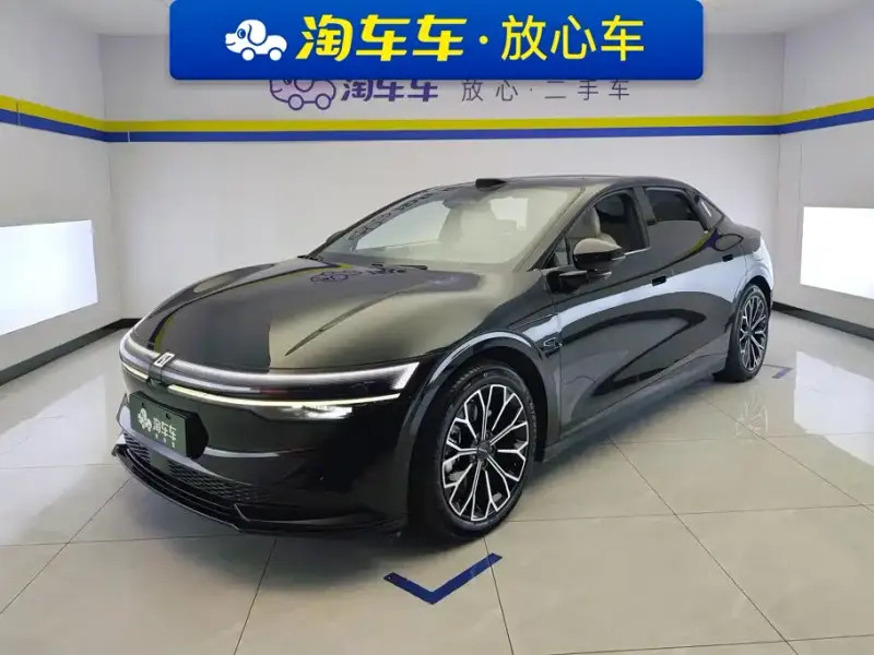 Zeekr 007, 2024