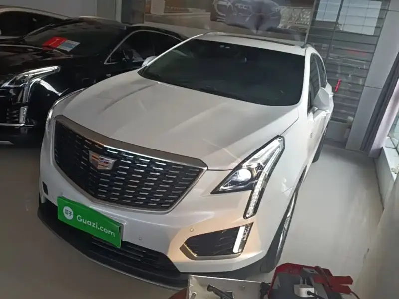 Cadillac XT5, 2022