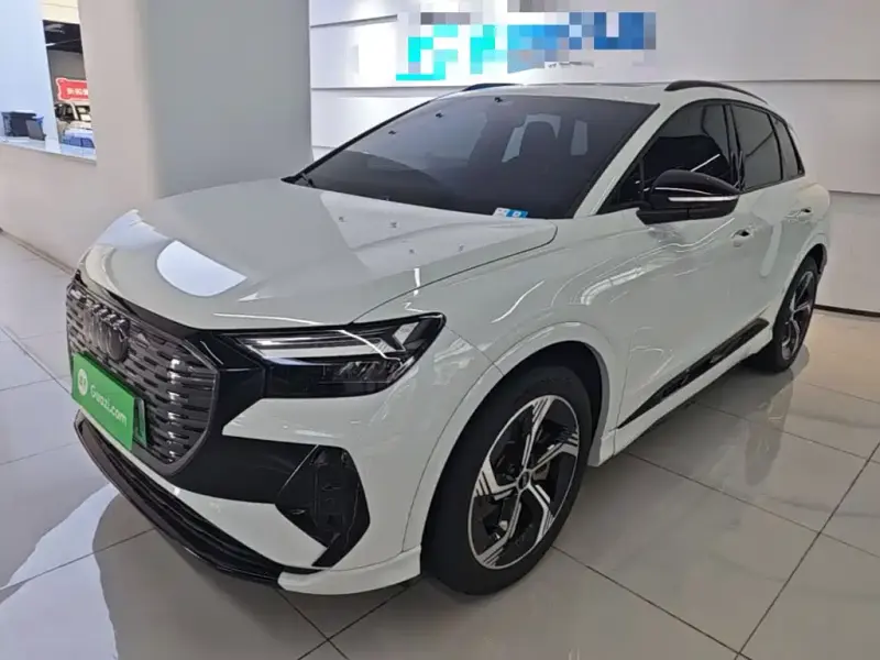 Audi Q4 e-tron Audi Q4 e-tron 2024 50 e-tron quattro Create Realm Night Edition, 2024 — фото 1