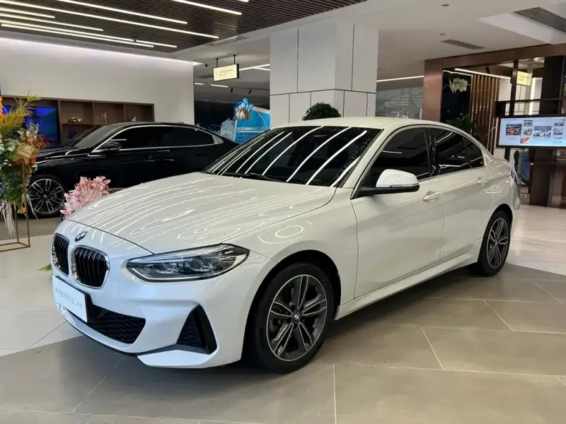 BMW 1 Series, 2021