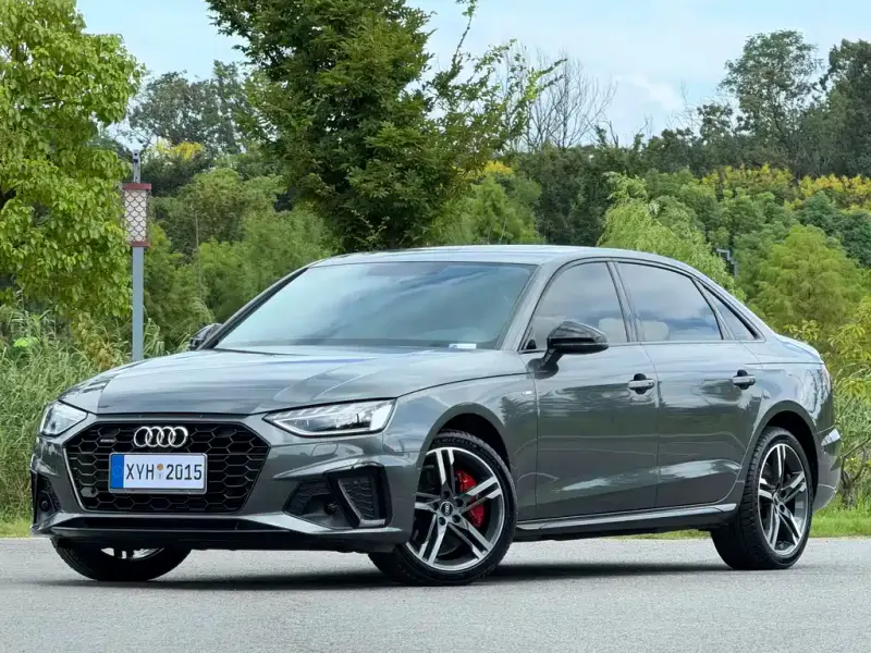 Audi A4L, 2023