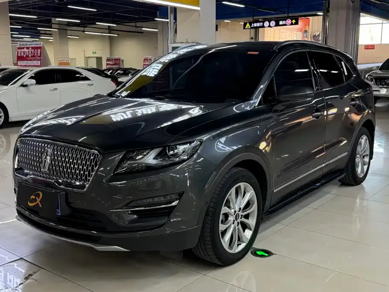 Lincoln MKC, 2019