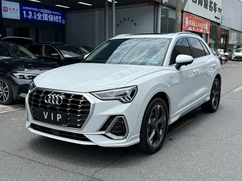 Audi Q3, 2022