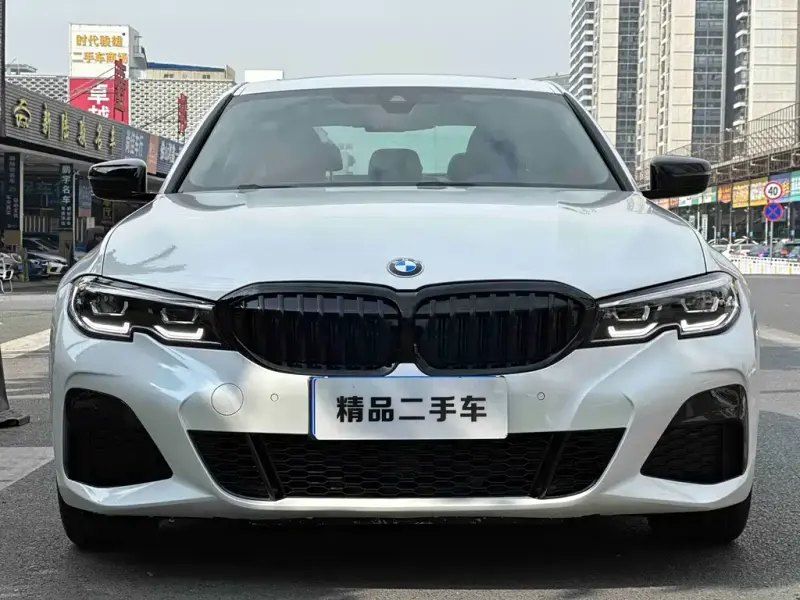 BMW 3 Series, 2022