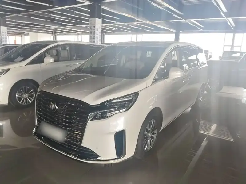 Buick GL8, 2023