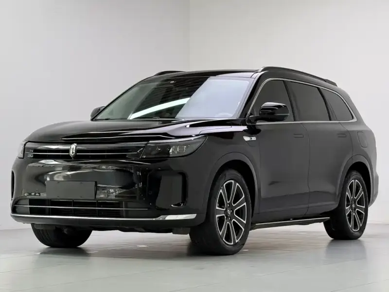 AITO M7, 2025