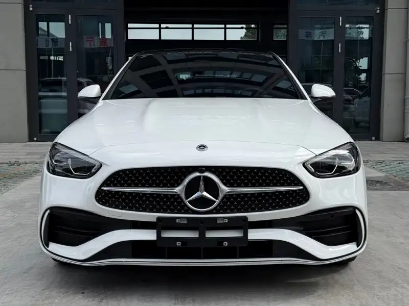 Mercedes-Benz C-Class, 2024