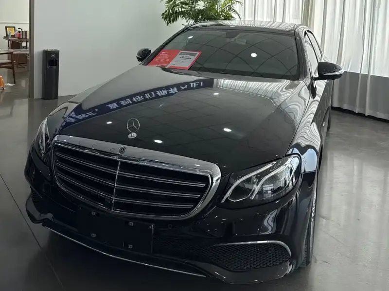 Mercedes-Benz E-Class, 2020