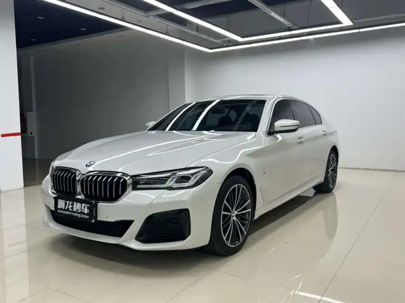 BMW 5 Series, 2022