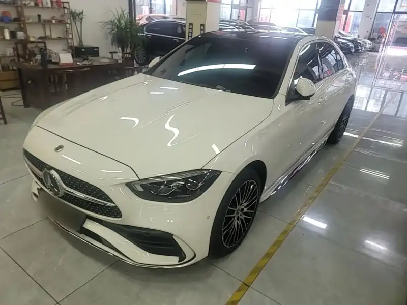Mercedes-Benz C-Class, 2024
