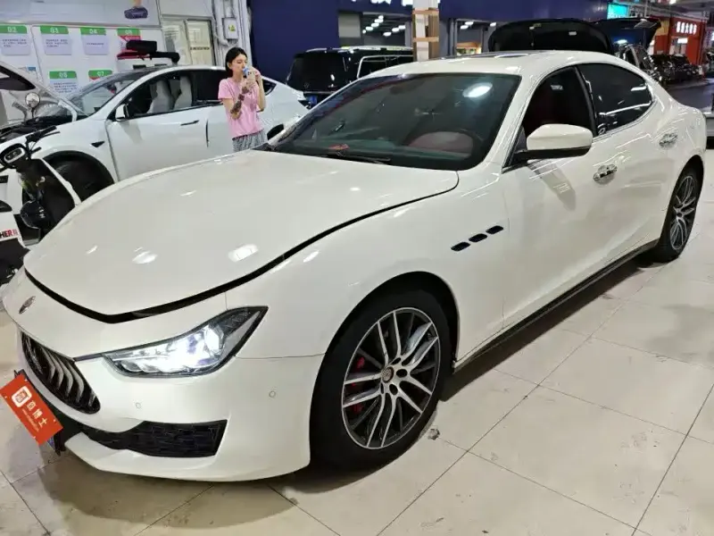Maserati Ghibli, 2021