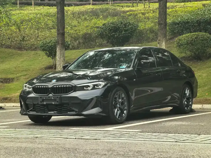 BMW 3 Series, 2025