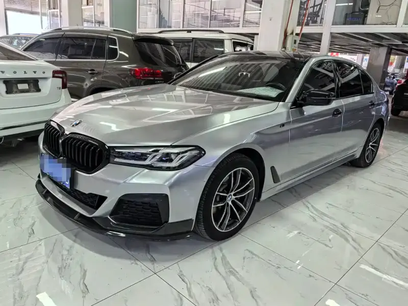 BMW 5 Series, 2022