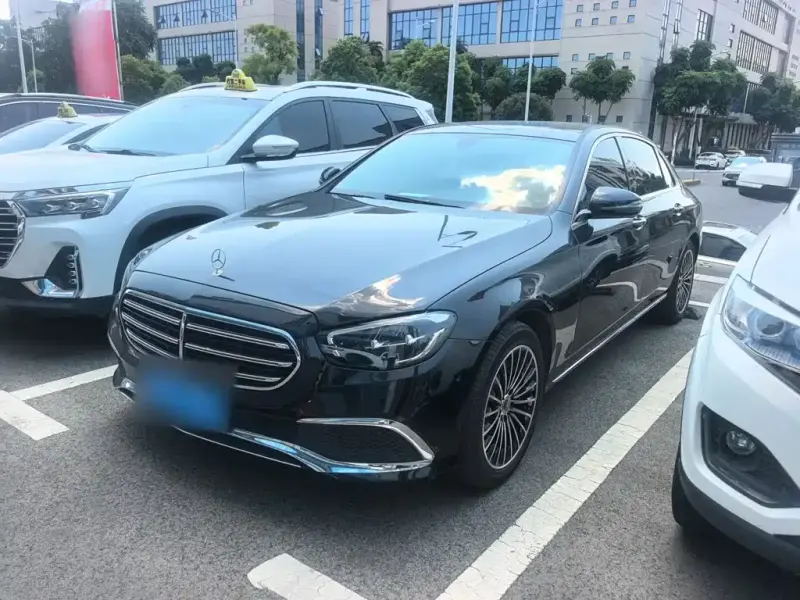 Mercedes-Benz E-Class, 2022