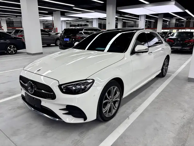 Mercedes-Benz E-Class Mercedes-Benz E-Class 2022 Facelift E 300 L Sport Luxury Type, 2023 — фото 1