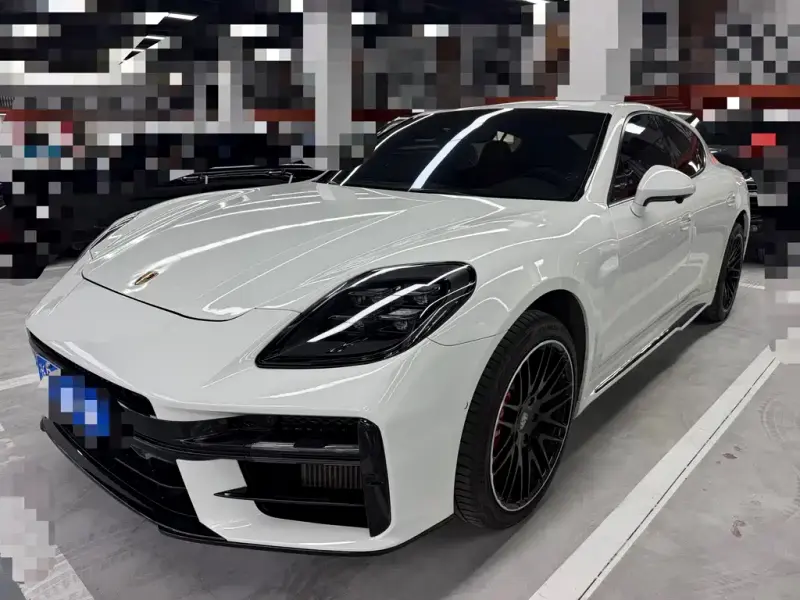 Porsche Panamera, 2015