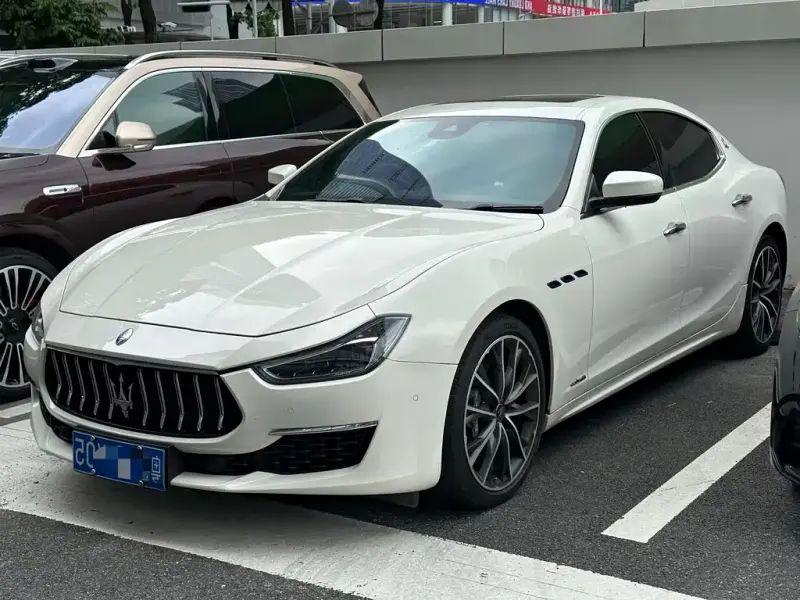 Maserati Ghibli, 2021