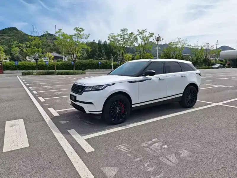 Land Rover Velar, 2024