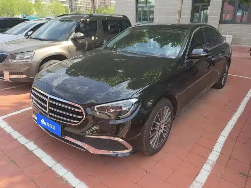 Mercedes-Benz E-Class, 2022