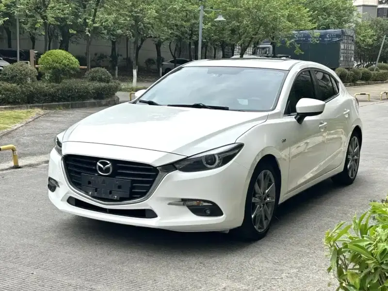 Mazda 3 Axela, 2017