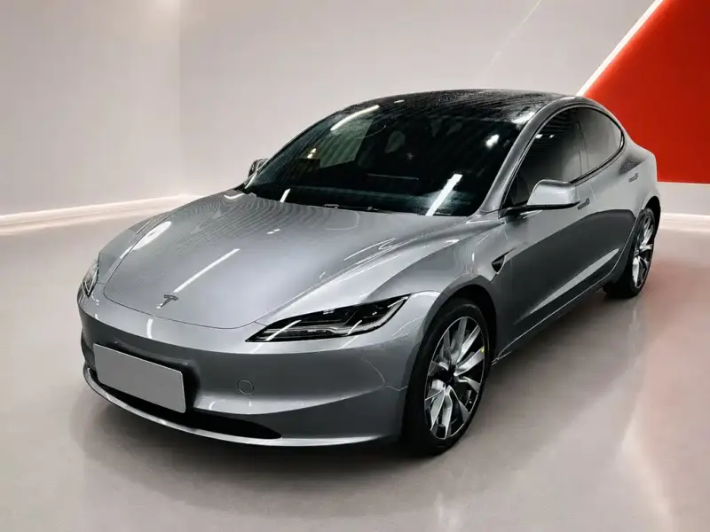 Tesla Model 3, 2026