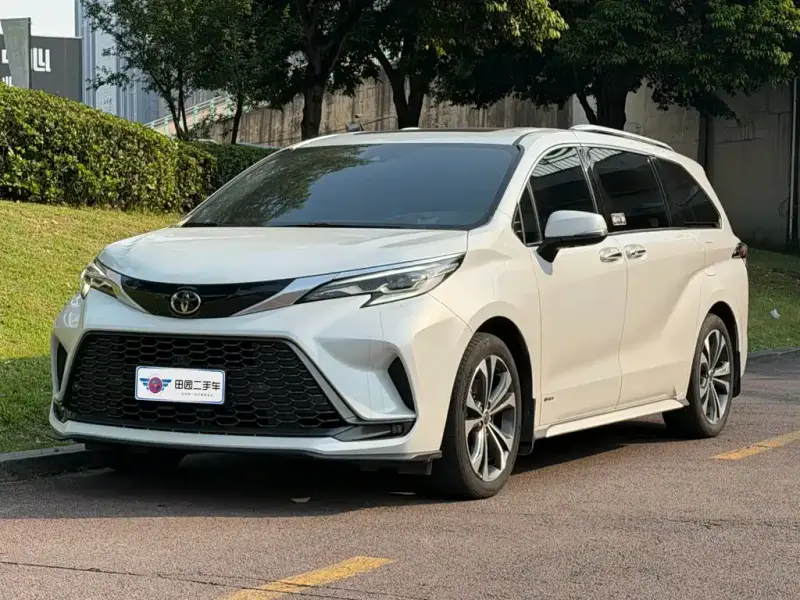 Toyota Granvia, 2024