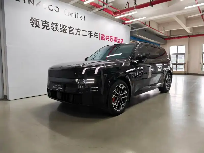 Lynk & Co 900, 2025