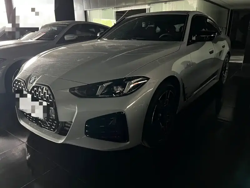 BMW 4 Series, 2026