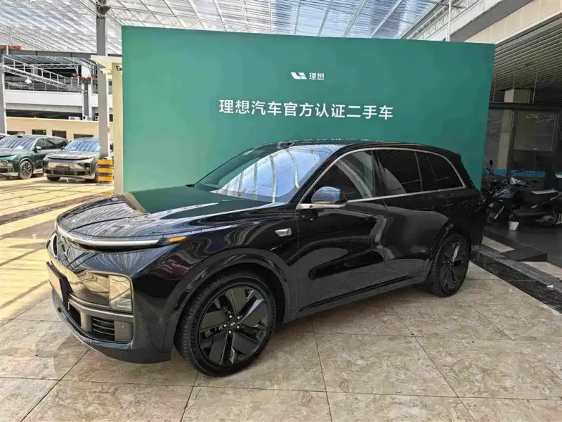 Li Auto Li L8, 2025